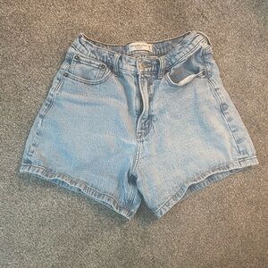 Abercrombie & Fitch Dad Shorts